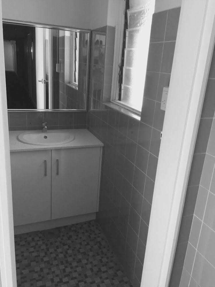 National Hotel Toowoomba Bagian luar foto