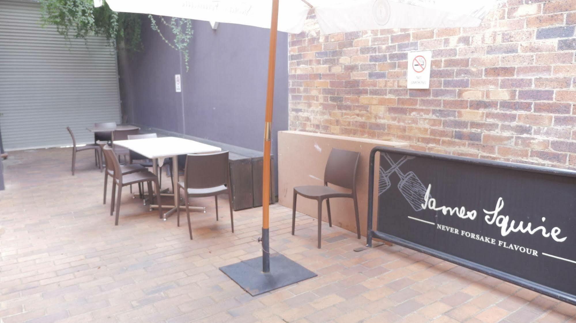 National Hotel Toowoomba Bagian luar foto