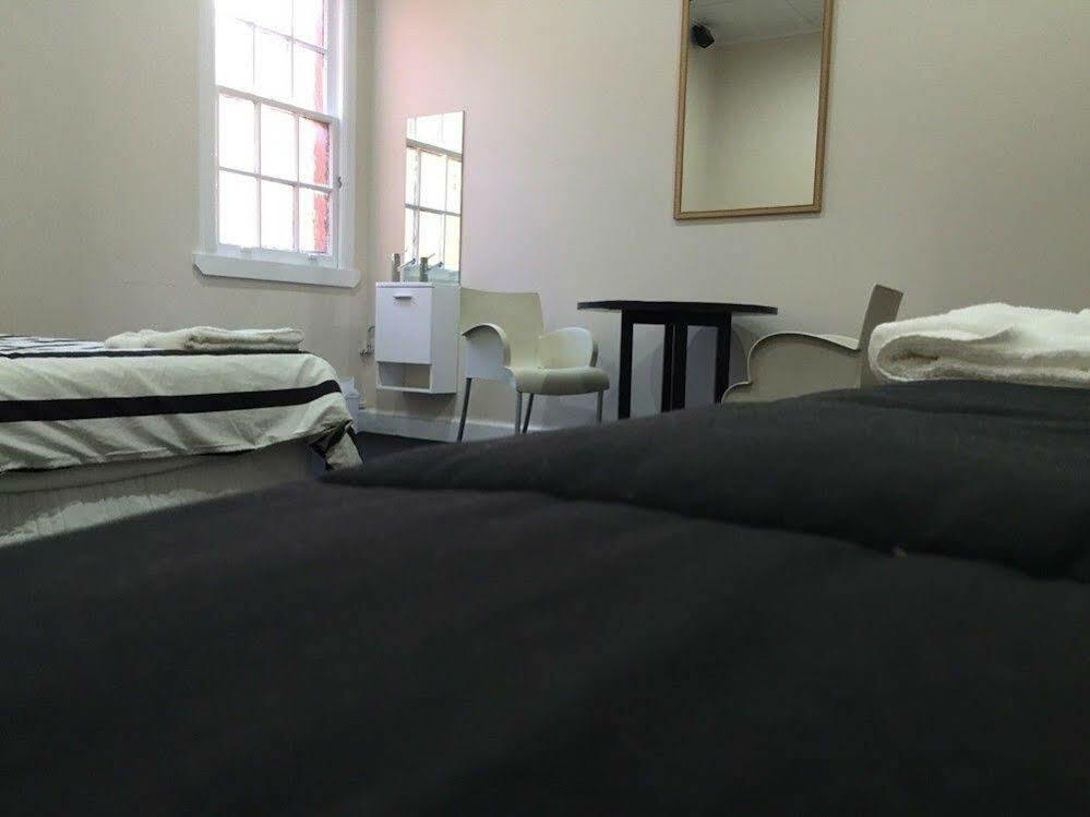 National Hotel Toowoomba Bagian luar foto