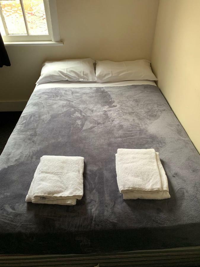 National Hotel Toowoomba Bagian luar foto