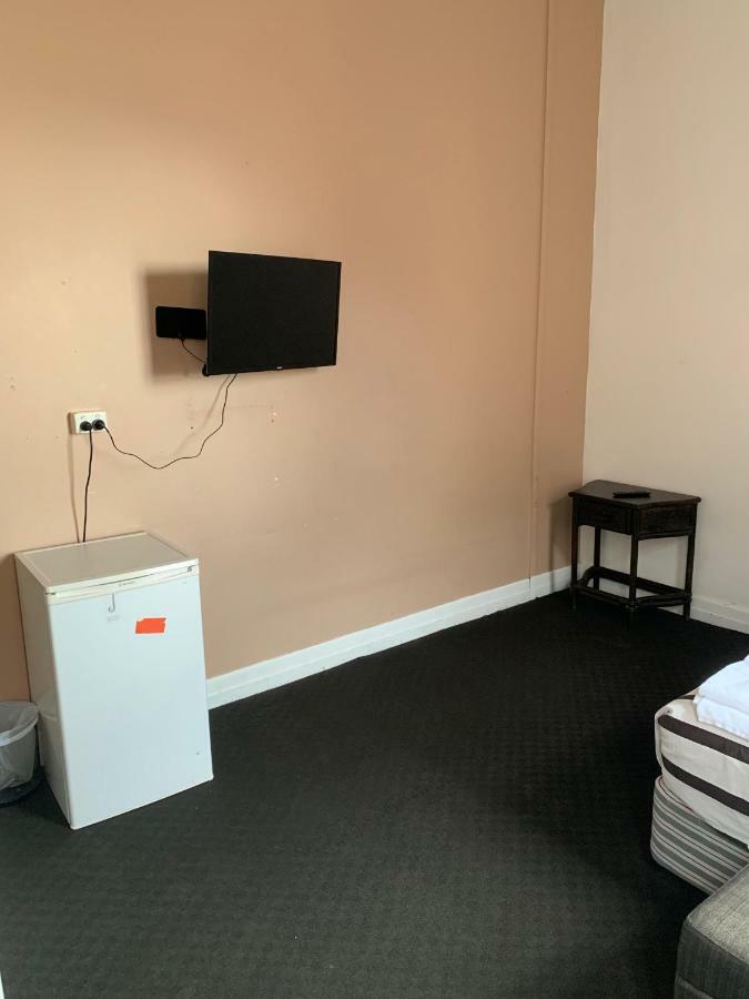 National Hotel Toowoomba Bagian luar foto